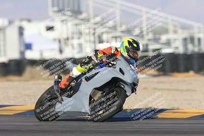 media/Dec-05-2024-Racers Edge (Thu) [[e102e0690b]]/3-B Group/Session 5 (Turn 16)/